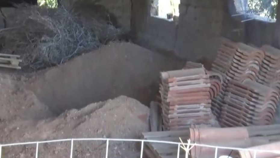 Βοιωτία: Φρίκη από τις αποκαλύψεις για την 62χρονη που έθαψε τη μητέρα της σε στάβλο