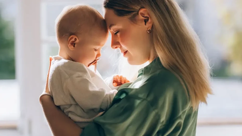 Πώς τα λόγια σου αυξάνουν την «ορμόνη της αγάπης» στο μωρό σου