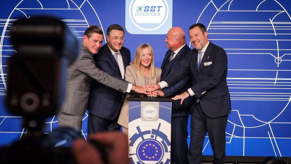 Τζιτζικώστας Meloni και Stocker στην Τελετή διάνοιξης της μεγαλύτερης σιδηροδρομικής σήραγγας στον κόσμο