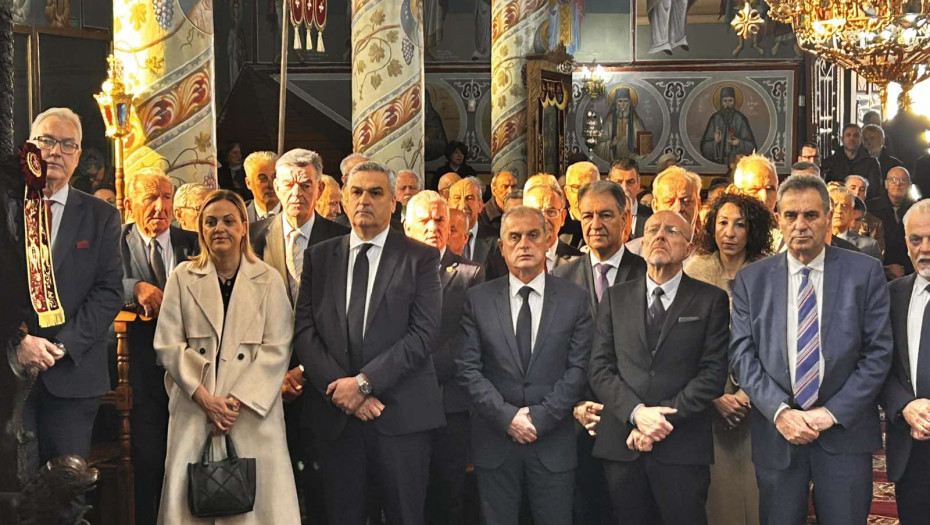 Με επισημότητα το ετήσιο μνημόσυνο για τα 204 χρόνια από τον θάνατο του ήρωα Εμμανουήλ Παπά