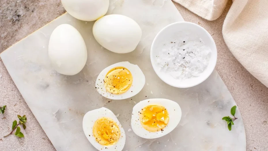 Τι κερδίζουν όσοι τρώνε βραστά αυγά κάθε μέρα – Τι ισχύει για όσους έχουν υψηλή χοληστερόλη