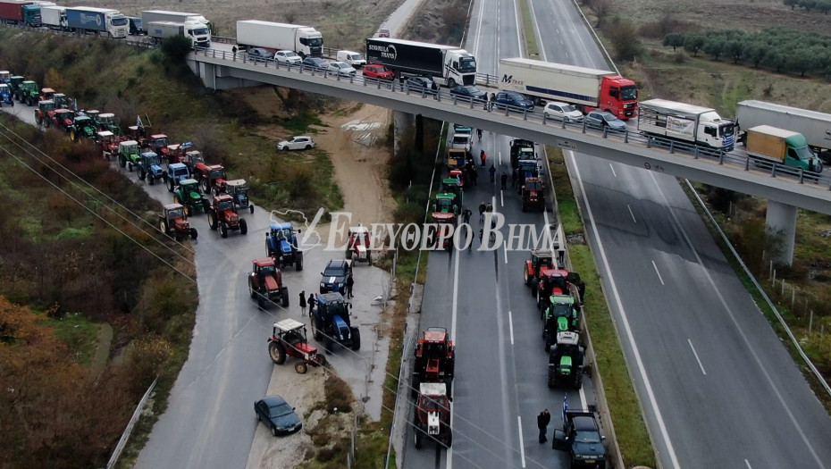 Αγρότες: Στις Σέρρες μας έχουν πετσοκόψει- Συνέντευξη νεαρού αγρότη