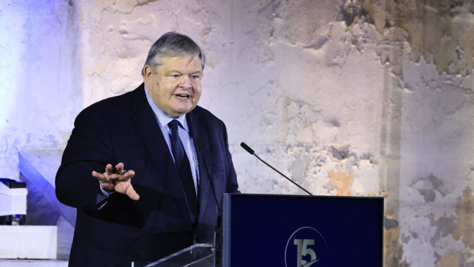 Ο Βενιζέλος για τον Κώστα Καραμανλή: Η εναλλαγή και εν τέλει η συνύπαρξη βρίσκονται στην καρδιά της κοινοβουλευτικής δημοκρατίας