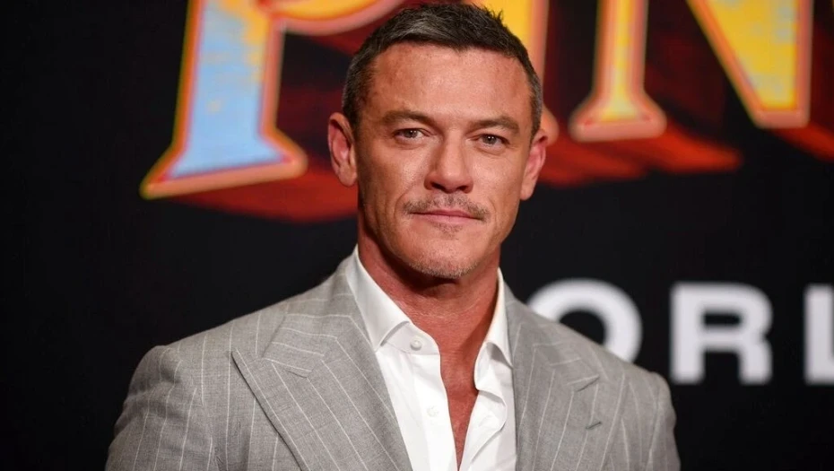 Ο Λουκ Έβανς πρωταγωνιστεί στο πολιτικό θρίλερ «The Party» του ITV