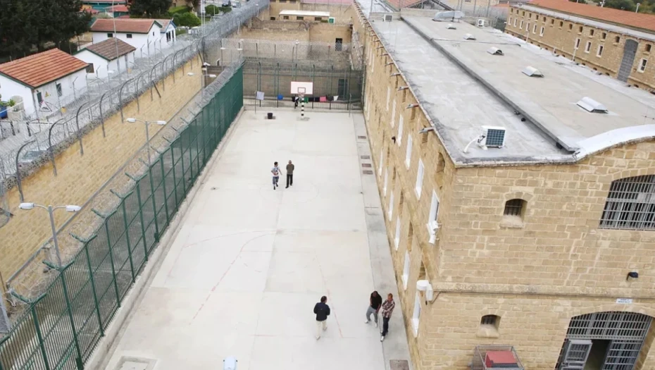 Τραγωδία στην Κύπρο: Αυτοκτόνησε 23χρονος κατάδικος, τον χρησιμοποιούσαν ως σκλάβο οι «βαρόνοι» της φυλακής