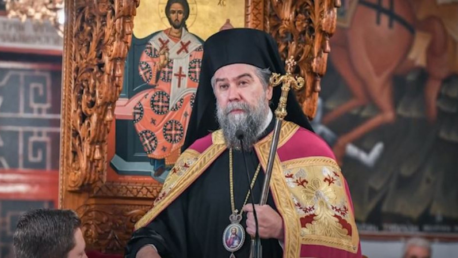 Σερρών Θεολόγος -Στα σπίτια μας η ελληνική Σημαία, στις καρδιές μας πάντοτε η Πατρίδα!
