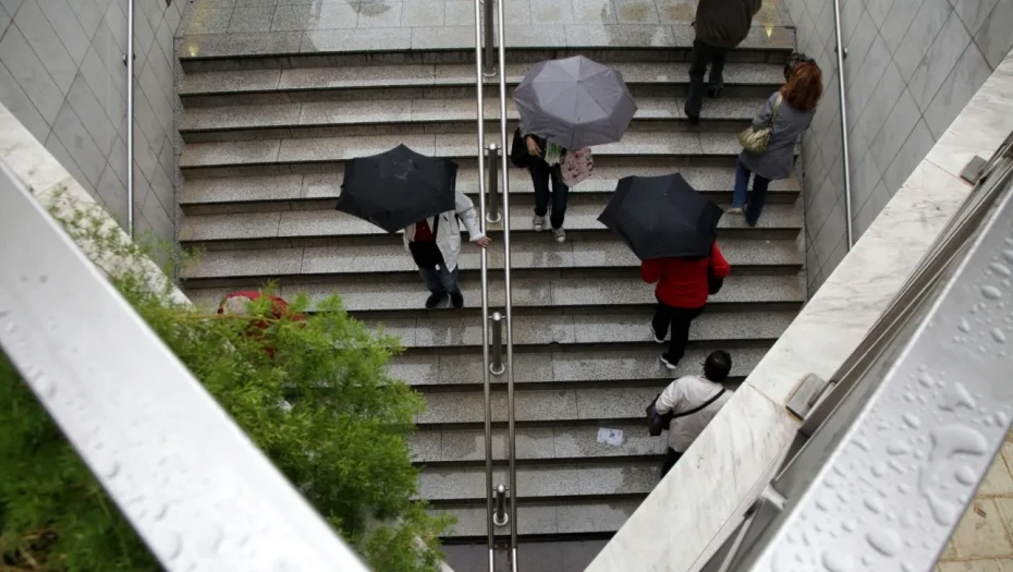 Κακοκαιρία: Εισρροή υδάτων σε Μετρό και Τραμ - Εκτός λειτουργίας οι σταθμοί Μοσχάτο και Καλλιθέα