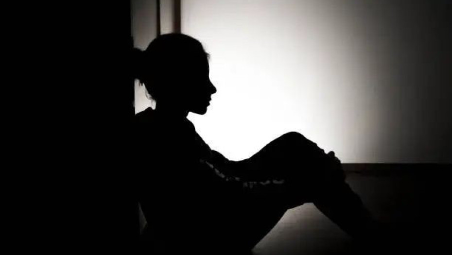 Ρόδος: Στο εδώλιο 39χρονος πατριός για ασέλγεια σε βάρος της κόρης της συντρόφου του