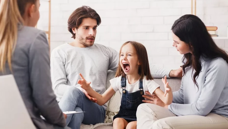 Πώς θα ηρεμήσετε ένα θυμωμένο παιδί – Τα tips των ειδικών