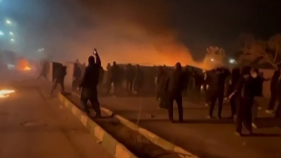 Η ΓΣΕΕ καταδικάζει τη βάρβαρη καταστολή εναντίον του ιρανικού λαού