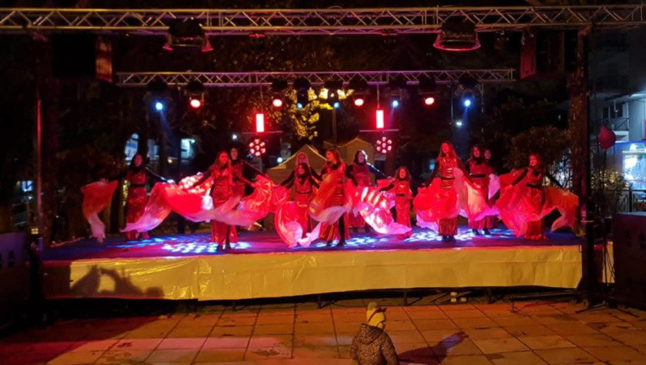 Χορός και μουσική ζέσταναν το “Κάστρο των Χριστουγέννων” στο Σιδηρόκαστρο