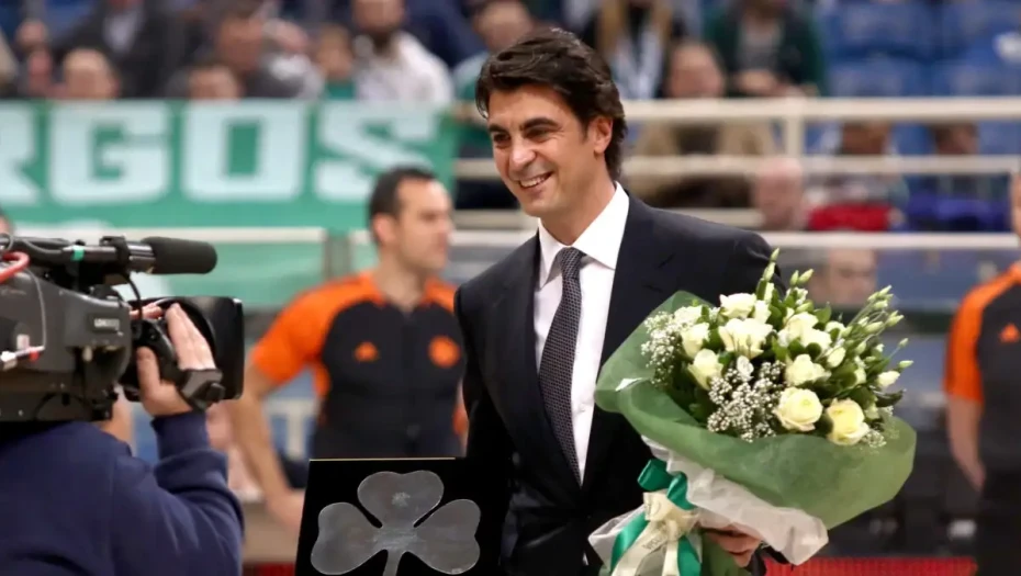 Κουτλουάι κατά Λεσόρ και Οσμάν για το περιστατικό με τον Μπάλντουγουιν: «Τραμπούκικες κινήσεις, που είναι η ασέβεια;»