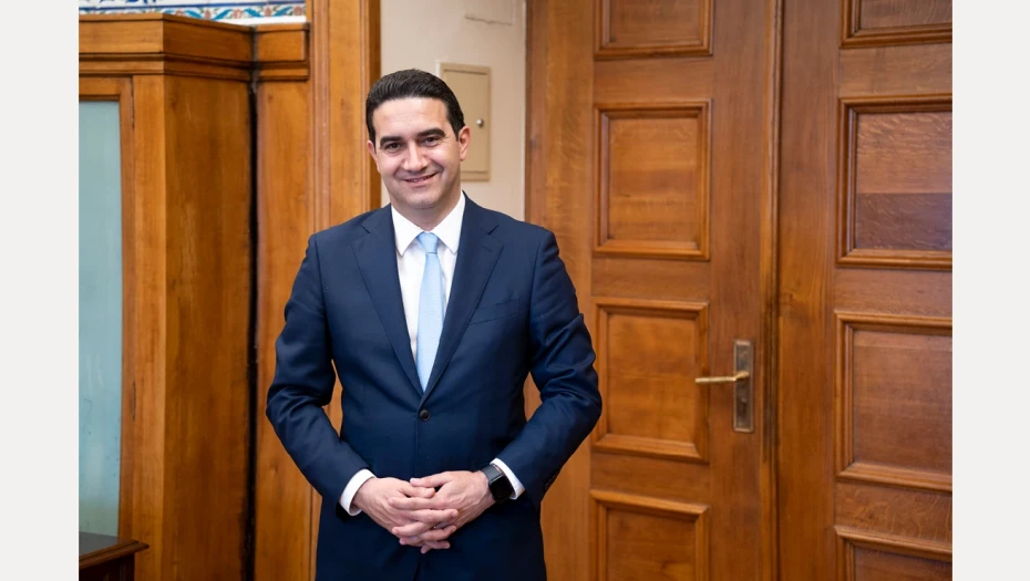 Μιχάλης Κατρίνης -Να αλλάξει το σημερινό παραγωγικό μοντέλο της φθηνής και ευέλικτης εργασίας