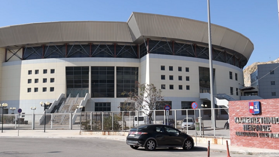 Το Πανεπιστήμιο Πειραιώς απένειμε το βραβείο «Θεμιστοκλής» στον Επίτροπο Βιώσιμων Μεταφορών και Τουρισμού Απόστολο Τζιτζικώστα