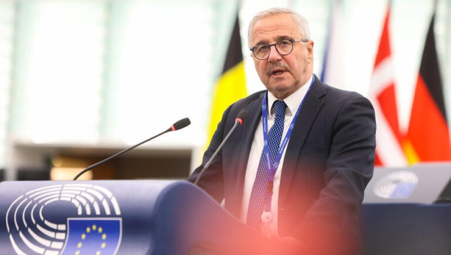 Ο Γιάννη Μανιάτης στην Κύπρο κεντρικός ομιλητής στη Διάσκεψη των Προέδρων των Επιτροπών Ευρωπαϊκών Υποθέσεων των Κοινοβουλίων της Ε.Ε.