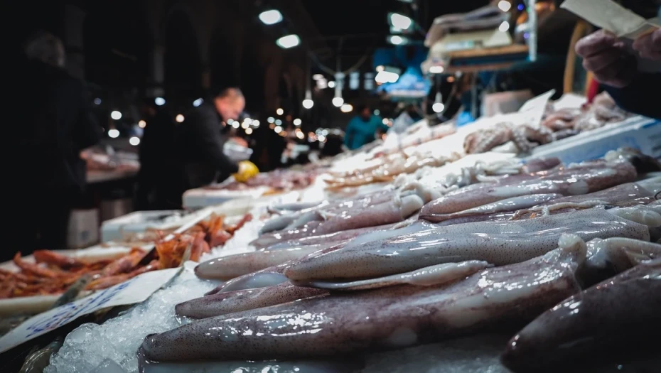 Καθαρά Δευτέρα: Πώς θα λειτουργήσουν σούπερ μάρκετ και εμπορικά καταστήματα - Το ωράριο για Ρέντη και Βαρβάκειο