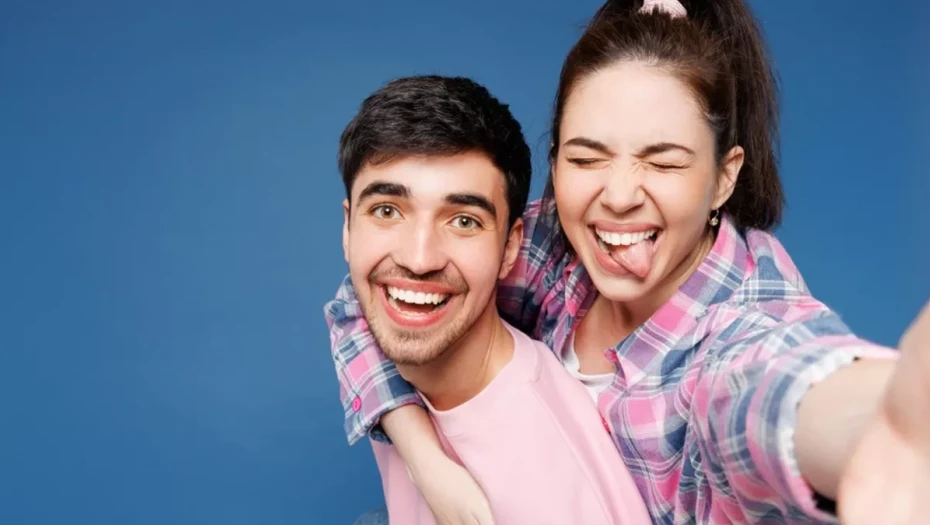 Ποιοι είναι οι «μπλε» άνθρωποι που σας στηρίζουν και σας νοιάζονται