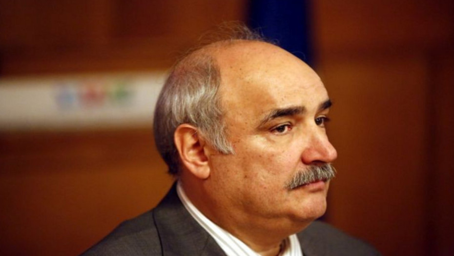 Με ποιανού εντολή στήθηκε το εγκληματικό δίκτυο υποκλοπών και παρακολουθήσεων; Γράφει ο Μάρκος Μπόλαρης