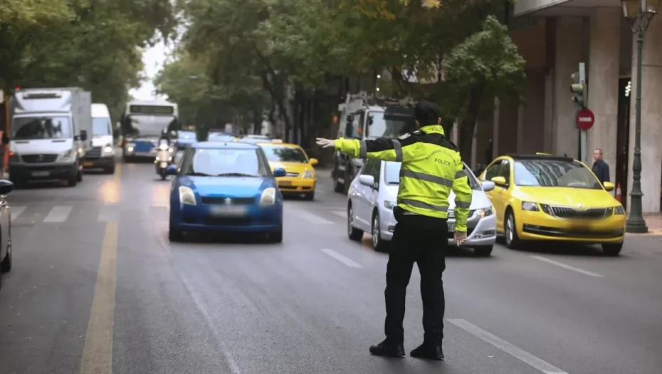 Η Τροχαία Θεσσαλονίκης ζητά πληροφορίες για ταυτοποίηση γυναίκας που τραυματίστηκε σοβαρά