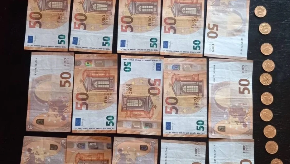 Χρυσές λίρες και μετρητά απέσπασαν από 93χρονη απατεώνες στην Καστοριά