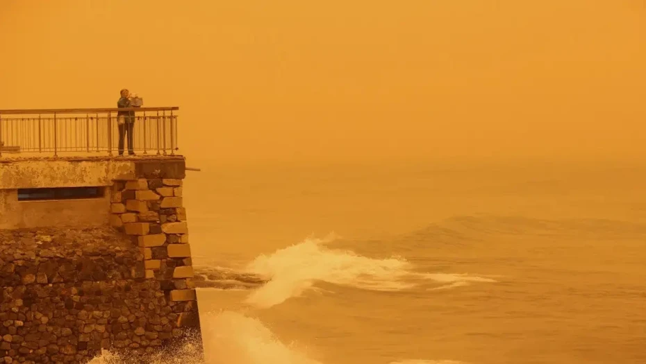 Καιρός αύριο: Αφρικανική σκόνη και λασποβροχές στα ανατολικά και νότια της χώρας