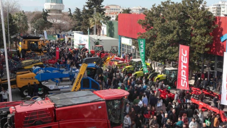 Άνοιξαν οι πύλες της Agrotica