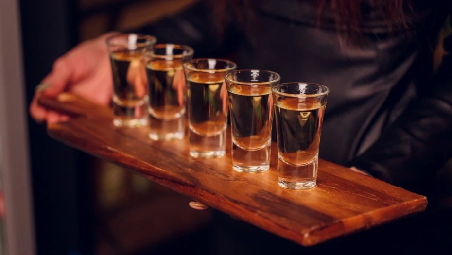 Στο νοσοκομείο 15χρονη σε κατάσταση μέθης στο Αίγιο