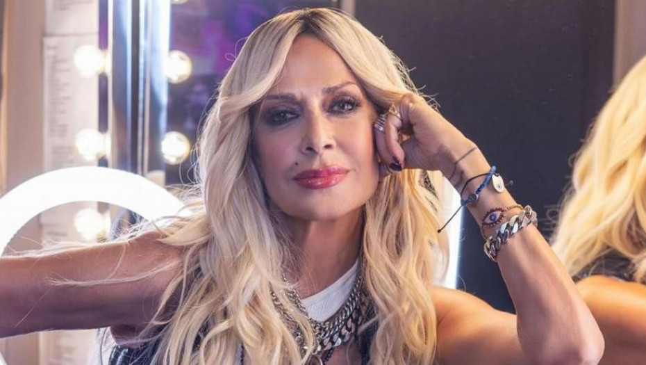 Άννα Βίσση: «Ξορκίζει» 10 χρόνια με unfollow και γυρνάει σελίδα αφήνοντας πίσω συνεργάτες αλλά και φίλους