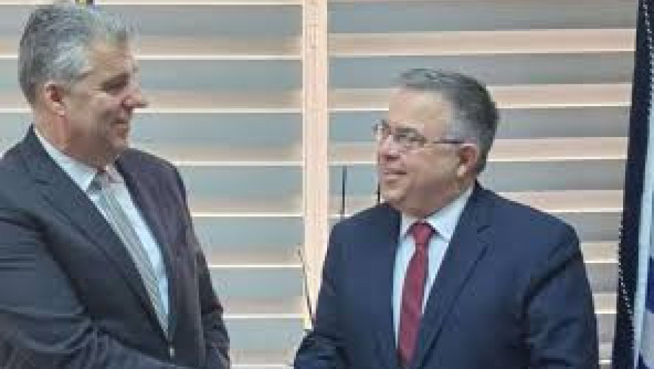 Μεταξύ Γαλαμάτη και Τοψίδη:  Μνημόνιο συνεργασίας