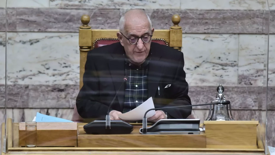 Ο Νικήτας Κακλαμάνης «αποχαιρετά» τον σπουδαίο καλλιτέχνη Γιώργο Μαρίνο