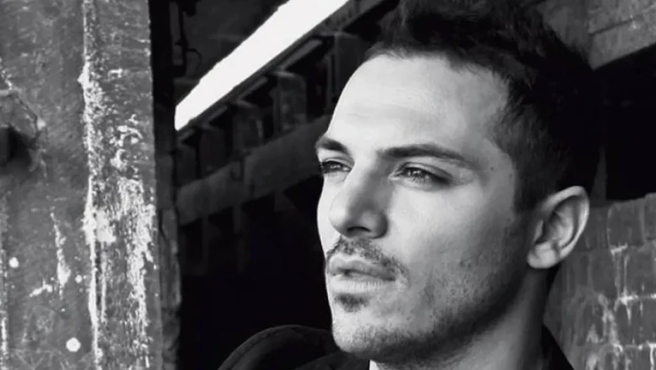 Κώστας Δόξας: Οι φήμες για νέο ειδύλλιο, η αρχή στο J2US & η αινιγματική απάντηση της δημοσιογράφου