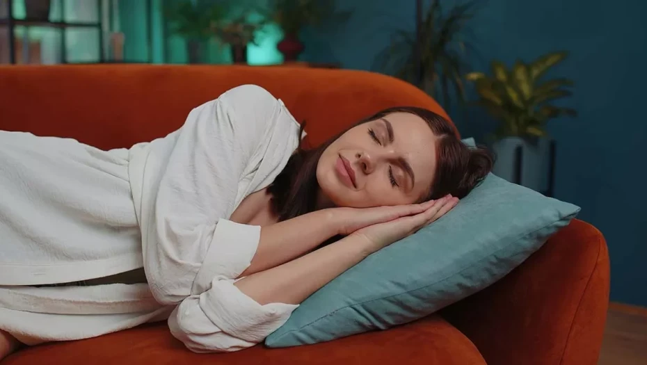 Σε ποια ηλικία ο μεσημεριανός ύπνος προμηνύει «κακά μαντάτα» για την υγεία