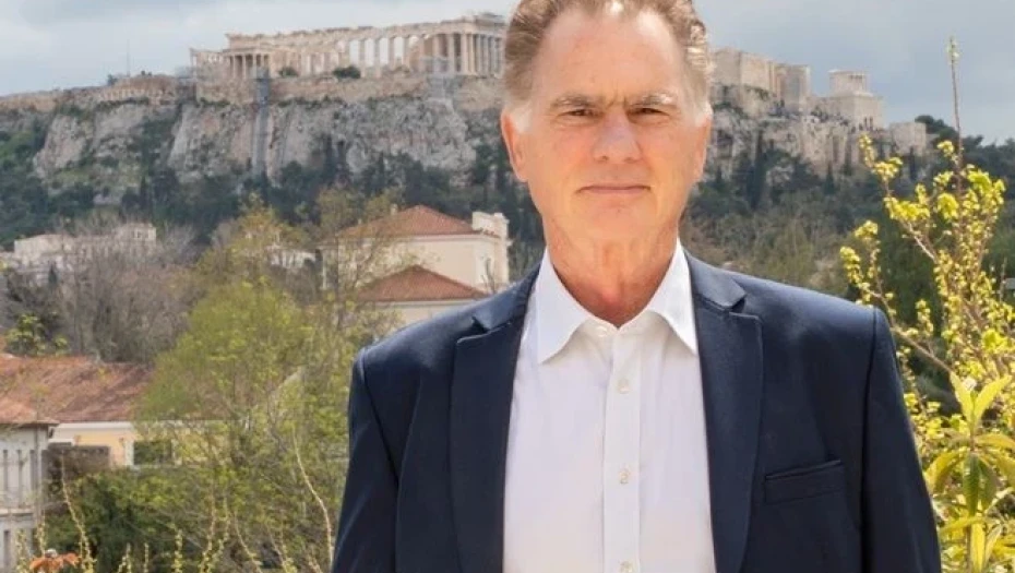 Ν. Παπανδρέου- Τα κινητά στο σχολείο είναι ο ελέφαντας στο δωμάτιο