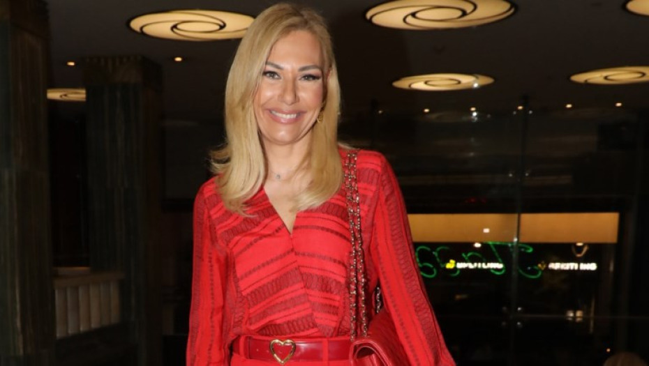 Τίνα Μεσσαροπούλου: "Είμαστε ευλογημένοι που σ' έχουμε δίπλα μας να μας προστατεύεις"