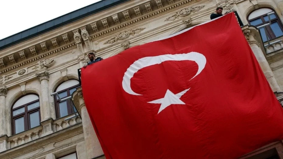 Τουρκία: Πρώην κυβερνήτης προφυλακίστηκε ως ύποπτος για εμπλοκή του σε υπόθεση εξαφάνισης φοιτήτριας