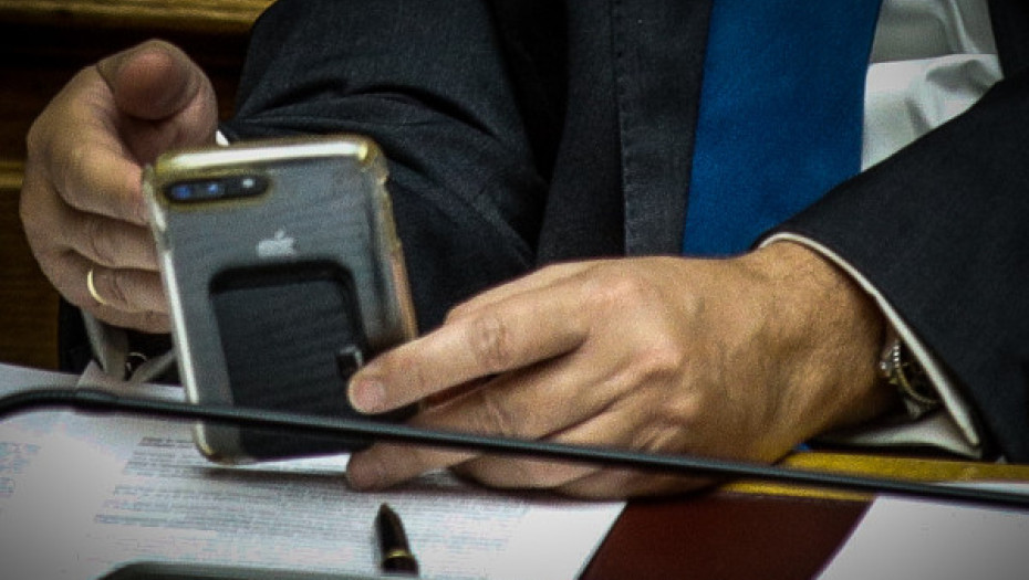 «Κουκουλώθηκε» η υπόθεση των υποκλοπών - Και οι κρίνοντες κρίνονται!