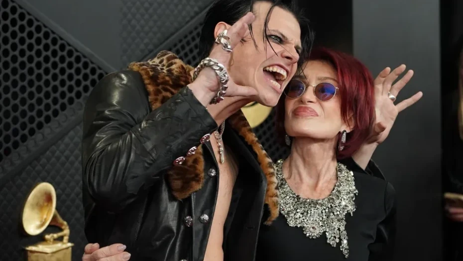 Ένταλμα σύλληψης για 52χρονη stalker του Yungblud – Παραβίασε τους περιοριστικούς όρους