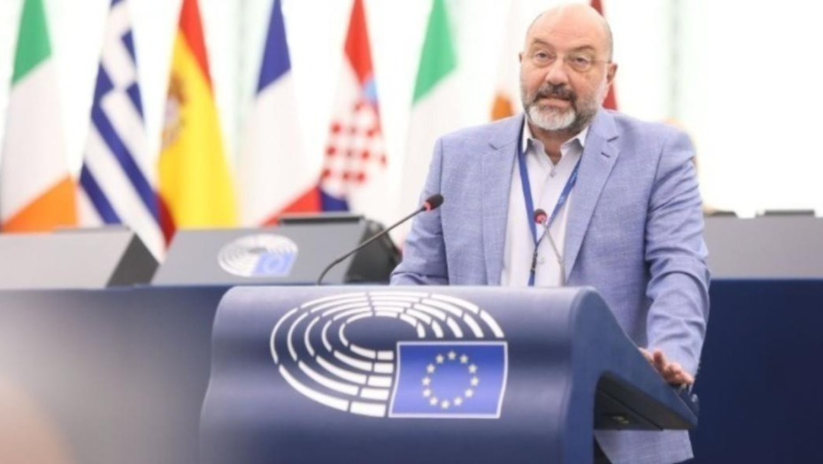 Σάκης Αρναούτογλου- Η Ελλάδα δεν μπορεί να έχει τον γηραιότερο στόλο οχημάτων της Ευρώπης