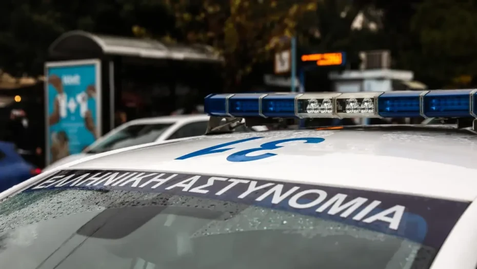 Φρίκη στο Ηράκλειο: 30χρονος παρέσυρε με το αυτοκίνητο την 27χρονη σύζυγό του μπροστά στα ανήλικα παιδιά τους