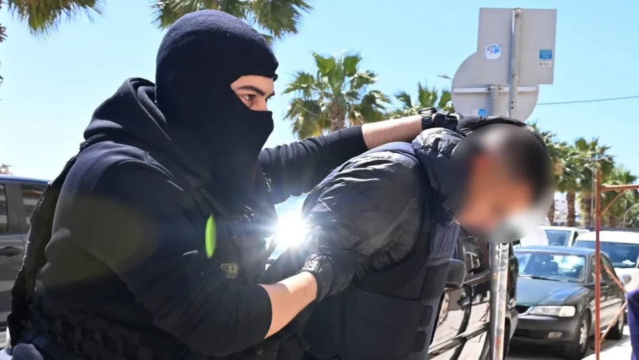 Δολοφονία στον Άγιο Δημήτριο: Νέο βίντεο με τις κινήσεις του 20χρονου πριν σκοτώσει τον 27χρονο