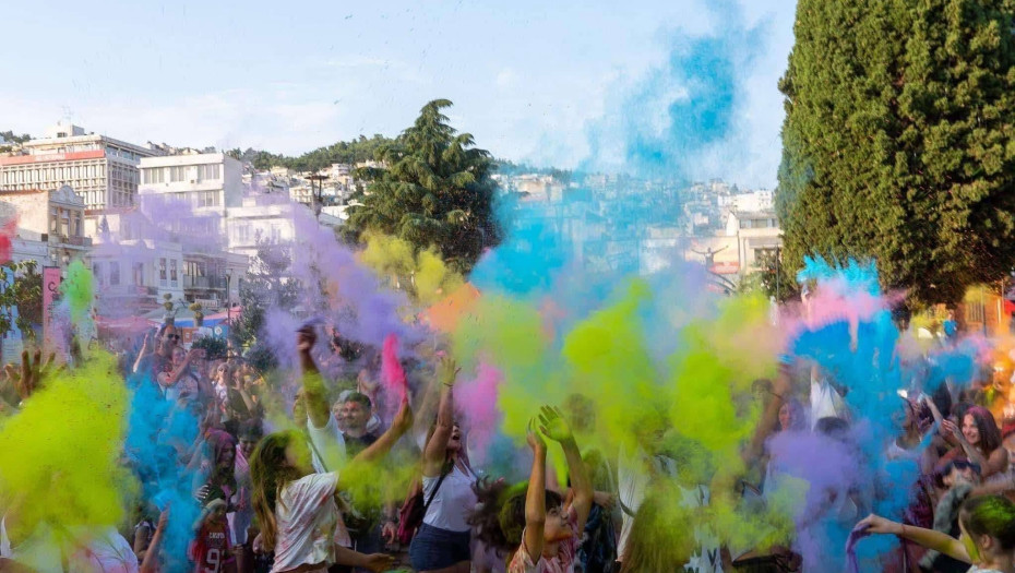 «Ελευθέρια 2026»:  Το Φεστιβάλ Χρωμάτων ταξιδεύει στις Σέρρες