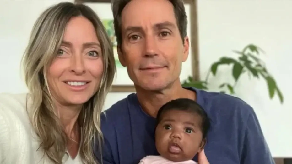 Φλόριντα: Το ζευγάρι που μήνυσε κλινική εξωσωματικής επειδή τους εμφύτευσαν λάθος έμβρυο βρήκε τους γενετικούς γονείς του παιδιού