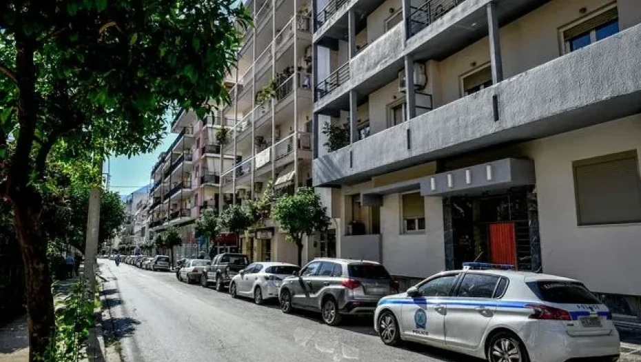 Γυναικοκτονία στην Καλαμάτα: Με πάνω από 40 μαχαιριές σκότωσε την 39χρονη ο 41χρονος – Σοκάρει η ιατροδικαστική