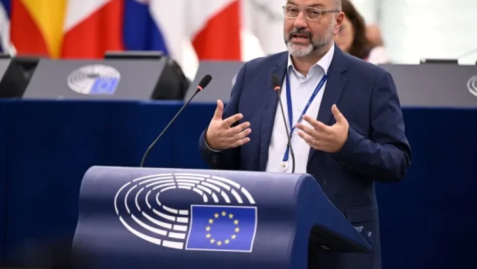 Σάκης Αρναούτογλου- Η ενεργειακή μετάβαση χρειάζεται κανόνες, διαφάνεια και προστασία της φυσικής και πολιτιστικής  κληρονομιάς
