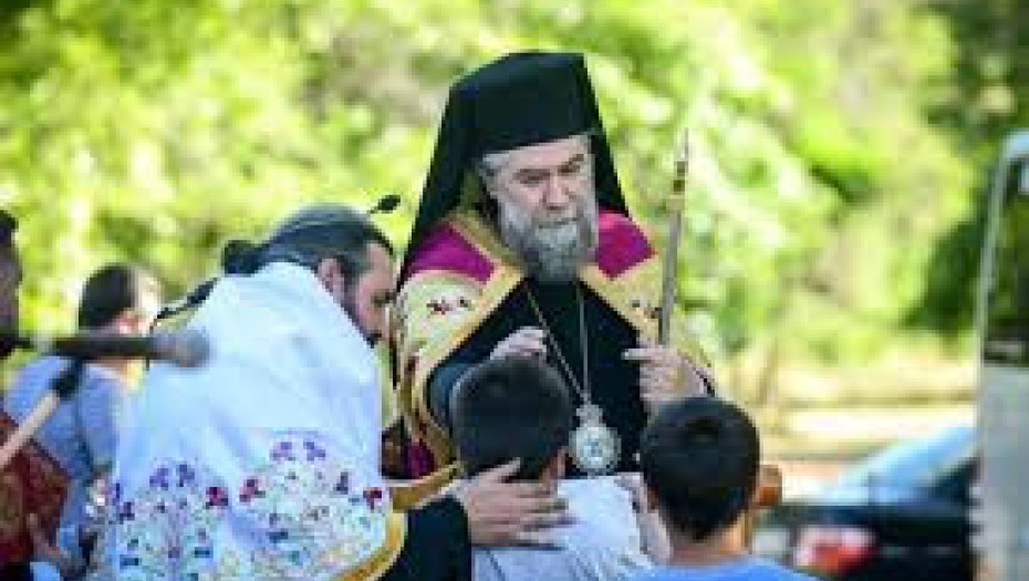Σερρών Θεολόγος: Δώστε στα παιδιά φτερά δυνατά για να πετάξουν ψηλά και ρίζες βαθιές για να αντέξουν!