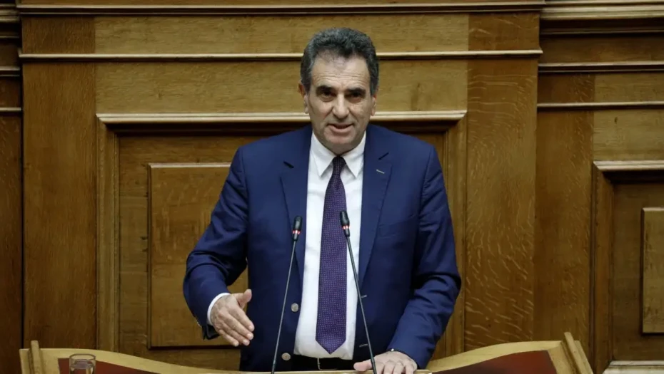 Ο Θεόφιλος Λεονταρίδης ζητά την Άμεση ανάγκη διαμόρφωσης του δρόμου από το χωριό έως τα Λουτρά Αγκίστρου