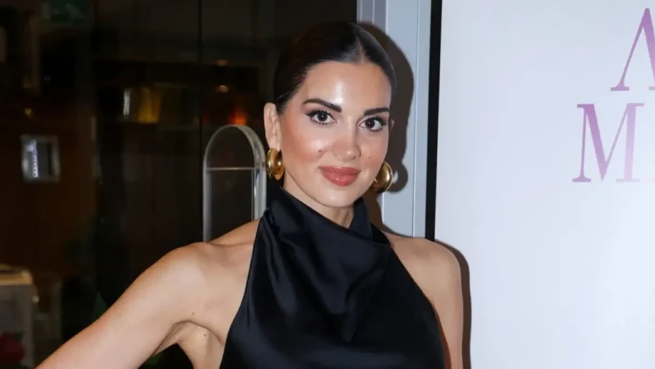 Σταματίνα Τσιμτσιλή: "Ο άντρας μου έχει δηλώσει πολύ ανοιχτός στην απόκτηση πολλών παιδιών. Εγώ το έκανα το χρέος μου"