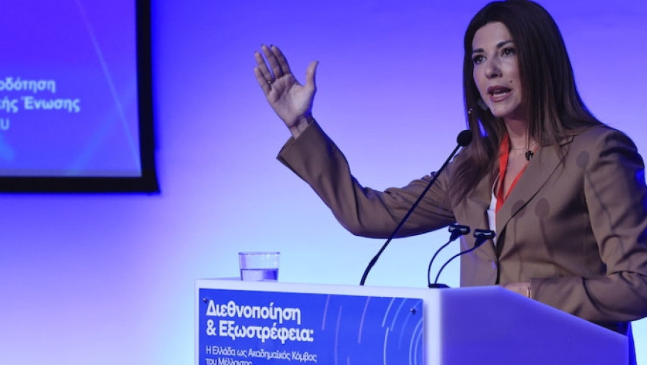 Σοφία Ζαχαράκη- Θέλουμε κάθε νέος άνθρωπος να μπορεί να λέει: «Διάλεξα την Ελλάδα για να σπουδάσω»