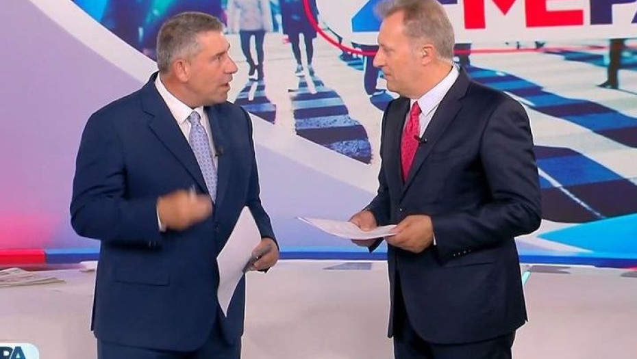 Άκης Παυλόπουλος: Επέστρεψε στην εκπομπή «Σήμερα» μετά την άδειά του – Τα πειράγματα του Οικονόμου