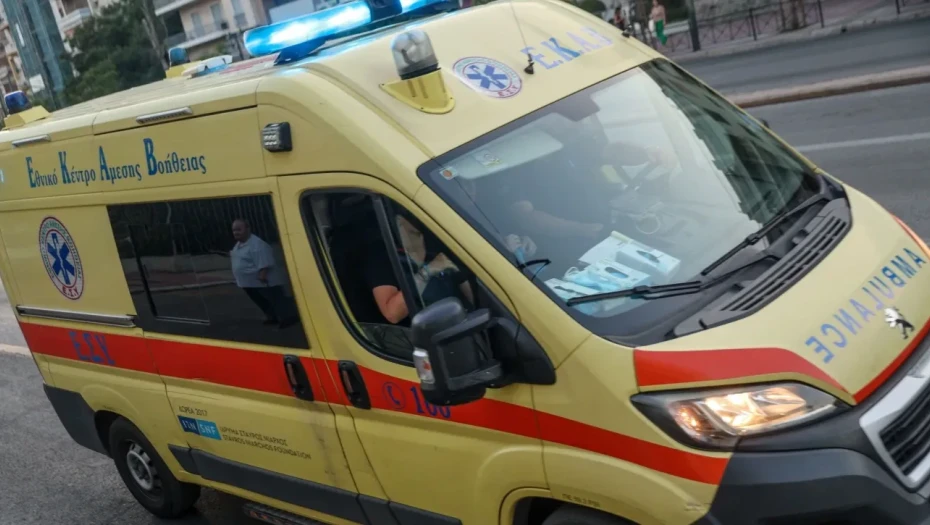 Πέντε τραυματίες αναμεσά τους τρία παιδιά σε τροχαίο στην Εθνική οδό Θεσσαλονίκης - Ιερισσού